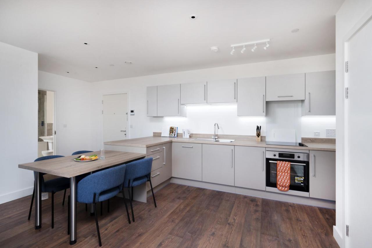 Modern Studios And Apartments At Barking Wharf In Лондон Екстер'єр фото