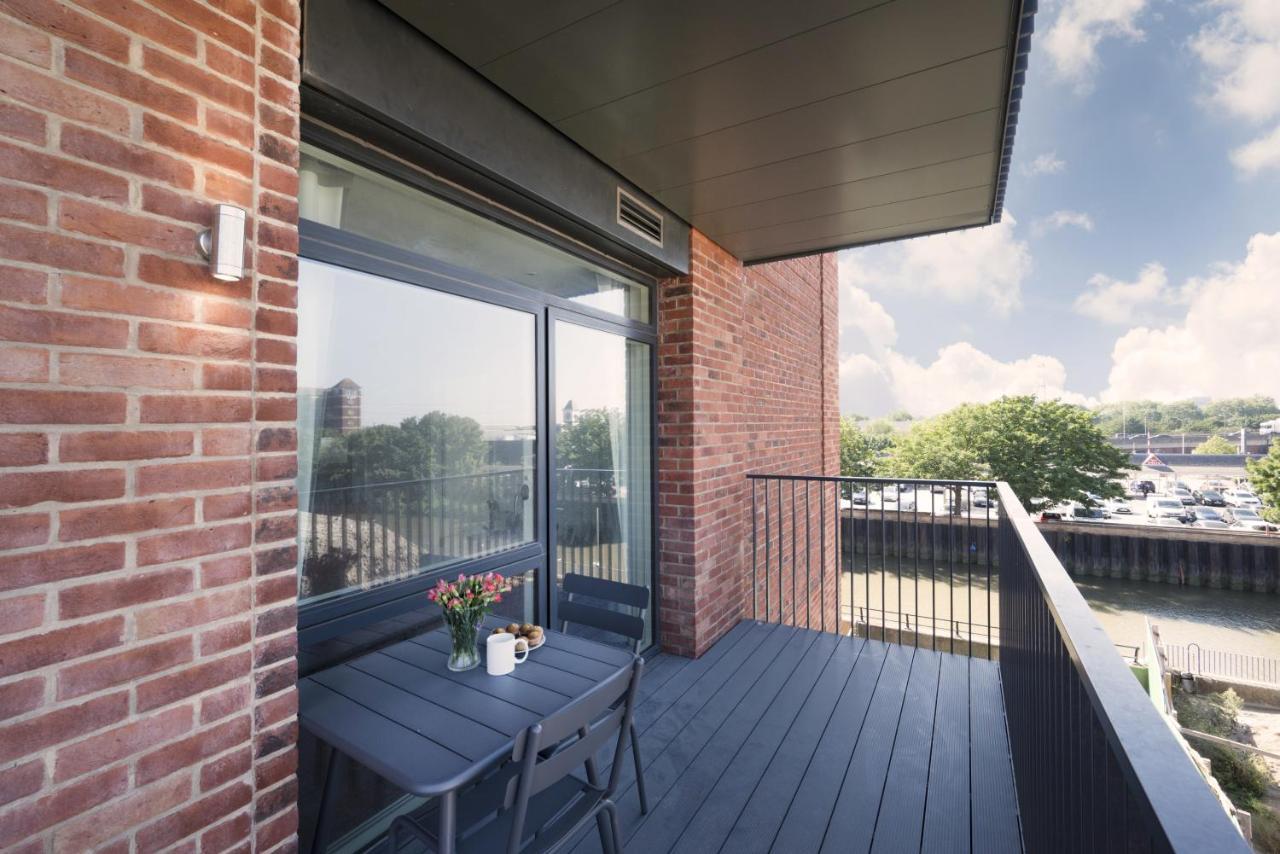 Modern Studios And Apartments At Barking Wharf In Лондон Екстер'єр фото