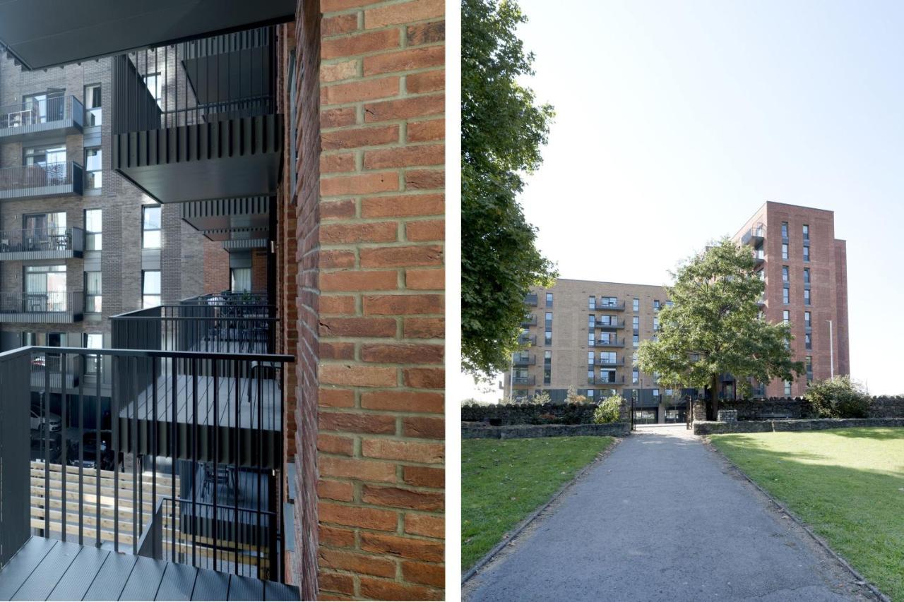 Modern Studios And Apartments At Barking Wharf In Лондон Екстер'єр фото